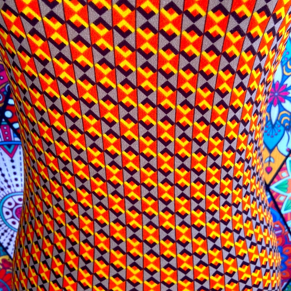 Y2K Mod Orange Patterned Mock Neck Sleeveless Top Sz 8-10 - Picture 5 of 5